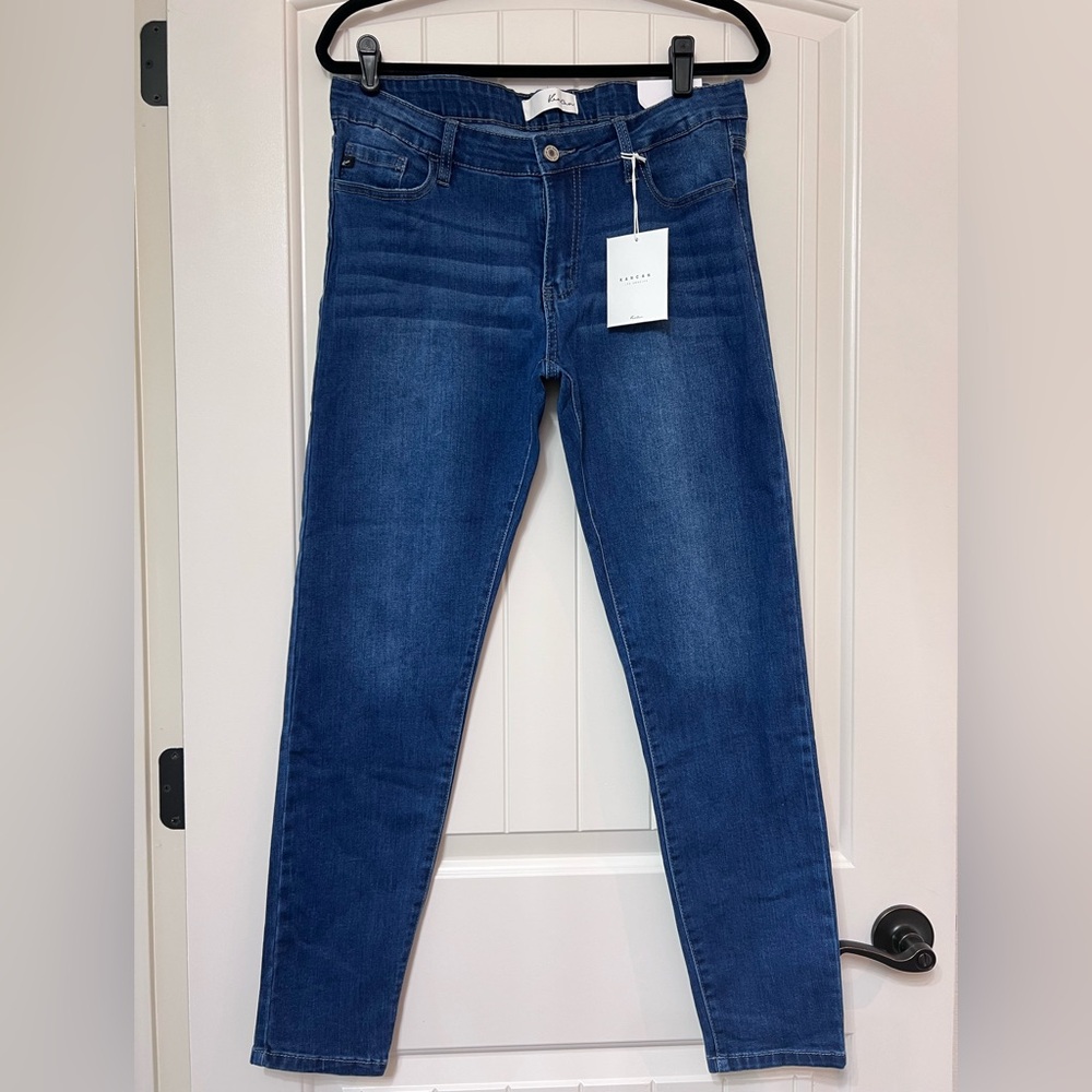KANCAN NWT Mid rise super skinny jeans, dark blue wash, size 11